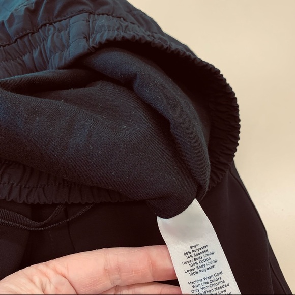 Talbots Women’s Black Nylon Cargo Elastic Drawstring Waist Pockets Lined Pants S - Picture 10 of 10